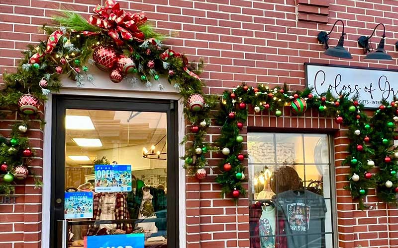 Storefront Decorating Contest